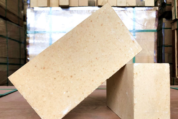 Several problems to be avoided in the construction of refractory bricks