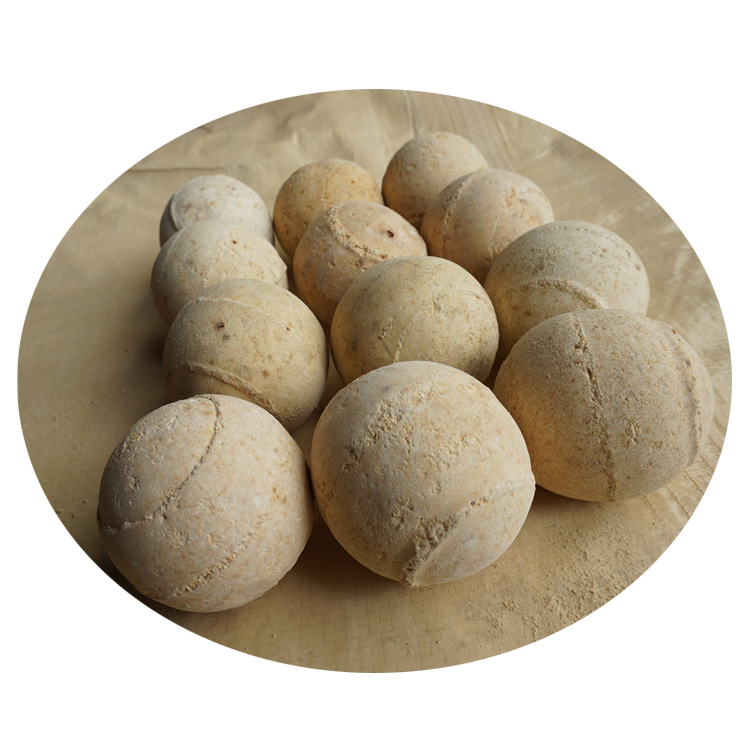 Refractory ball